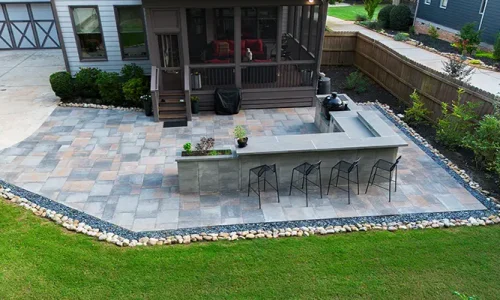Hardscaping & Patio Installation